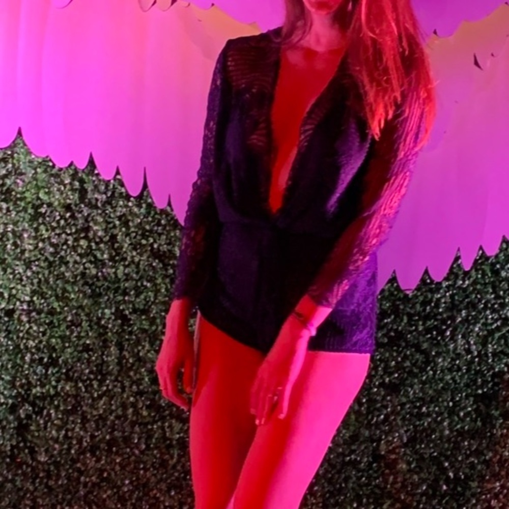 Lioness Lace Romper Navy Blue Long Sleeve Deep V Neck Tie M - Picture 7 of 8